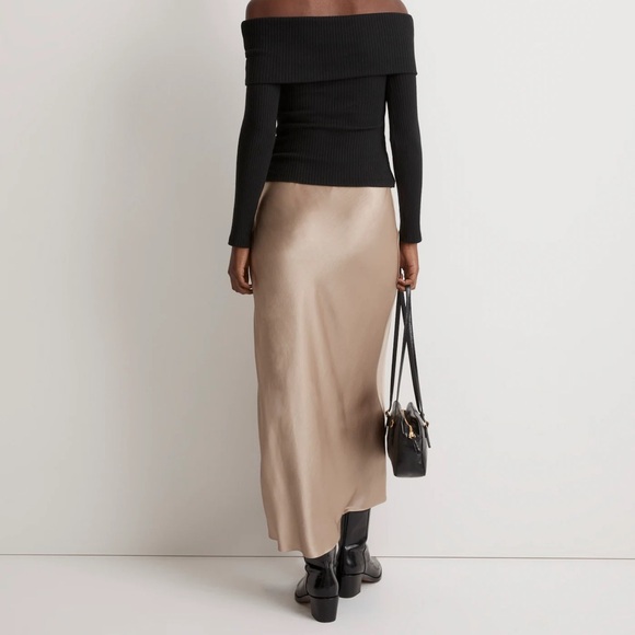 Madewell champagne/gold satin maxi slip skirt size 6 with slit - Picture 2 of 10